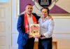 Câmara de Loulé abriu as portas do Salão Nobre para receber os “Campeões” do Louletano